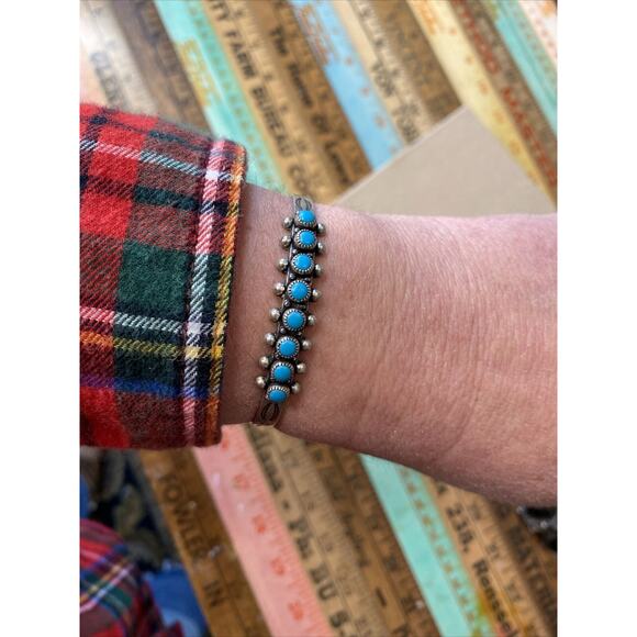Silver and Turquoise Bracelet - Picture 12 of 16